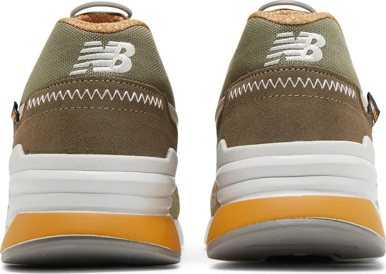 New Balance 997H 'True Camo' sneakers, green