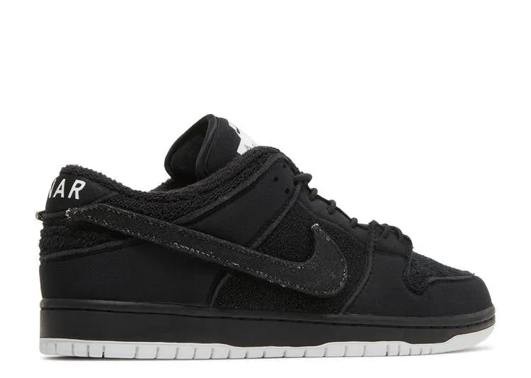 Nike SB Dunk Low "GNARHUNTERS"  DH7756 010