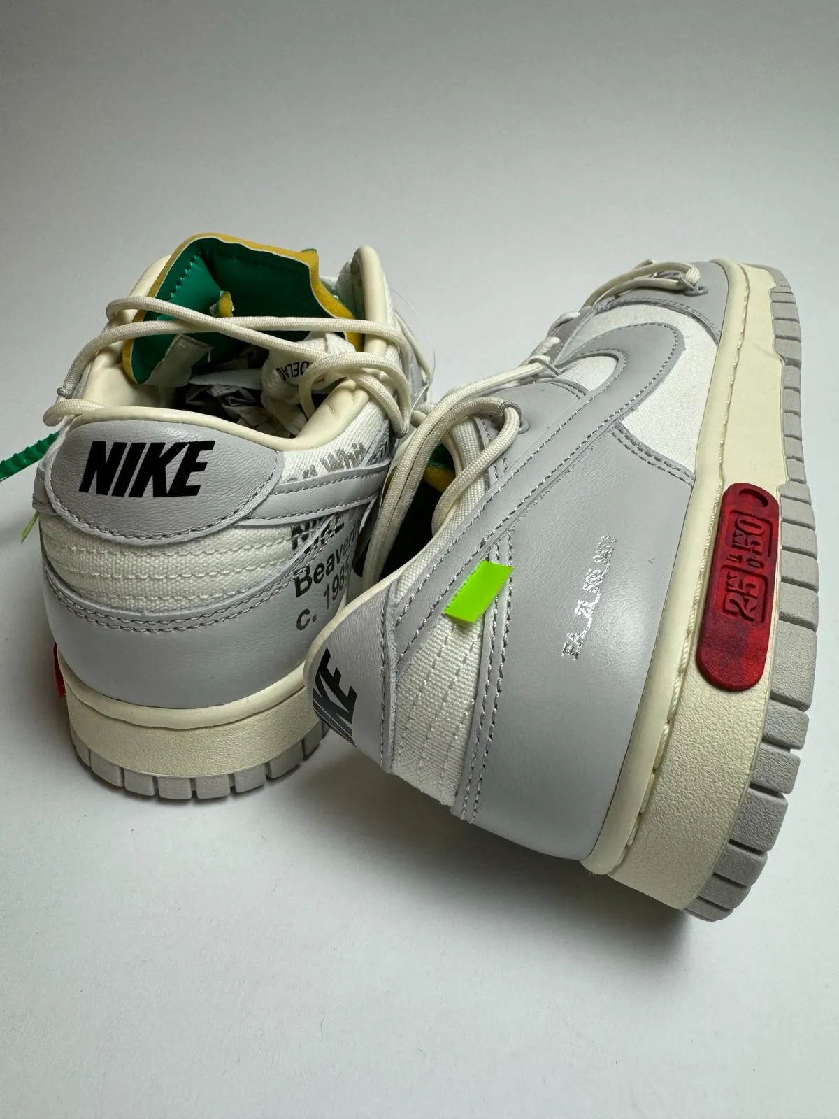 Off White x Nike Dunk Low "Lot 25"