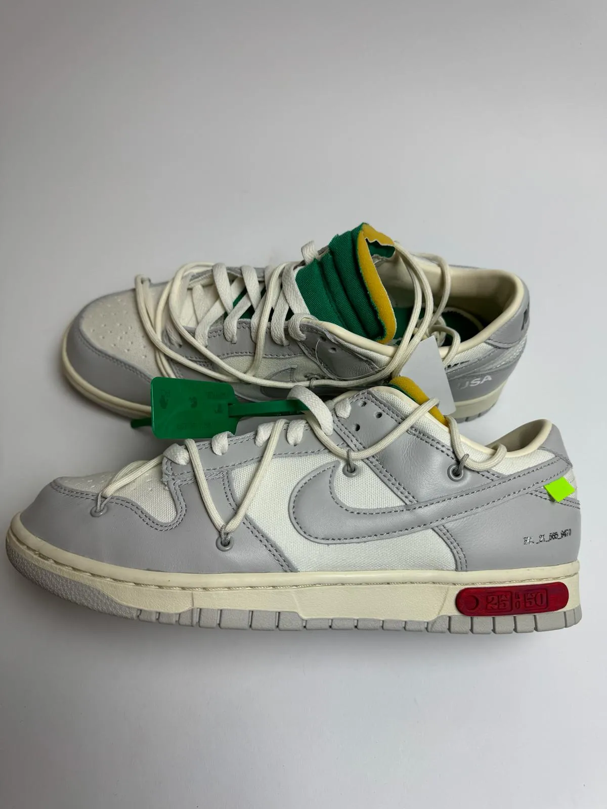 Off White x Nike Dunk Low "Lot 25"